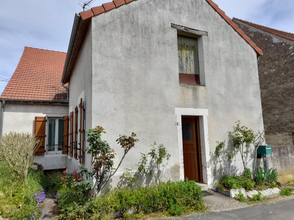 Offres de vente Maison de village Bonny-sur-Loire 45420